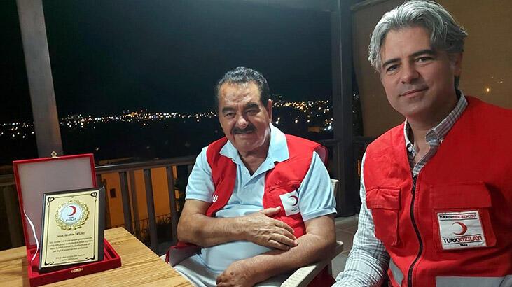 İbrahim Tatlıses'ten Kızılay'a kurban bağışı