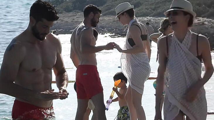 Berk Oktay ve Yıldız Çağrı Atiksoy sezonu açtı