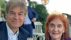 Dr. Mehmet Öz'ün Anne Ziyareti Duygulandırdı