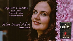 Easton'da Yazar Selin Şenol Akın'ın İmza Günü