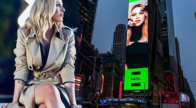 Hadise'den New York Paylaşımı