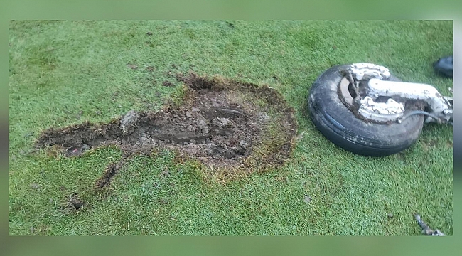 Maine'de Uçağın Parçası Golf Sahasına Düştü