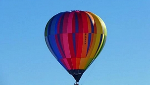 Sıcak Hava Balonunun Pilotu Yolculukta Düştü