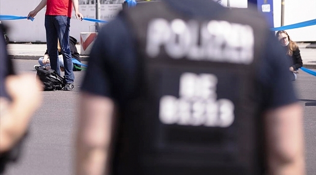 Türk Aileye Irkçı Saldırı