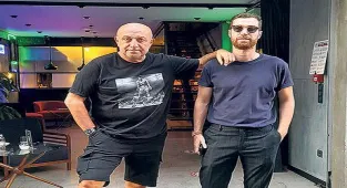 Aşk acısına baba destek!