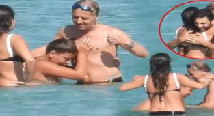 Barış Falay oğluyla güreşti, Esra Ronabar tempo tuttu