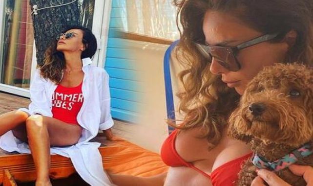 Betül Demir'den bikinili poz