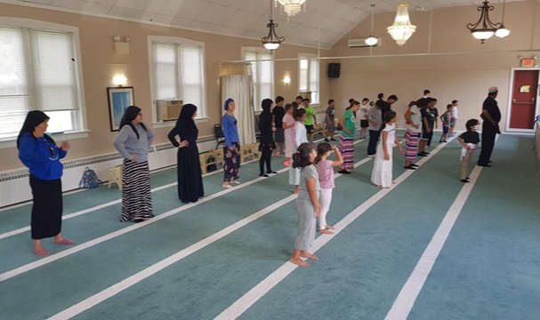 Burlington Cami'nde Namaz Sonrası Kung fu