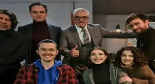 Çağlar Ertuğrul ve Deniz Baysal Yurtçu'dan set pozu