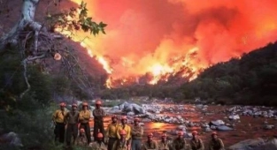 California'da Yangınlar Sürüyor: 8 Kişi Kayıp