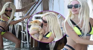 Cansu Taşkın'ın tatil keyfi