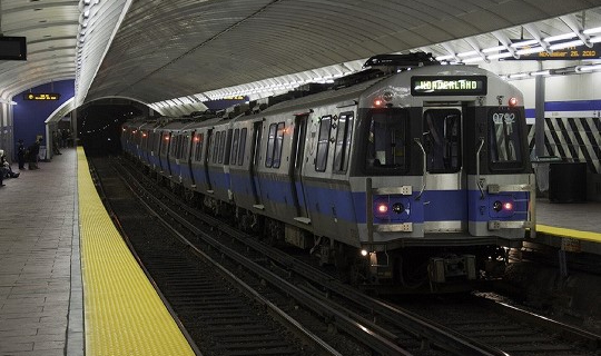 Chicago'da Kadın Yolcu Tabancayla Dövüldü