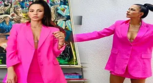 Demet Özdemir pembe kombiniyle beğeni topladı