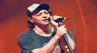Duman’lı açılış
