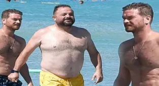 Engin Öztürk’ün bitmeyen Çeşme tatili