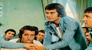 Hababam Sınıfı Sınıfta Kaldı oyuncuları kim, konusu nedir? Hababam Sınıfı Sınıfta Kaldı filmi kaç yılında, nerede çekildi?