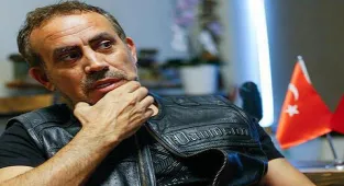 Haluk Levent hakkındaki 'öldü' haberlerine isyan etti