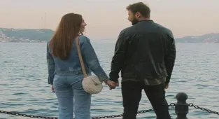 Küçük Yalanlar oyuncuları kim? Küçük Yalanlar filmi konusu ve oyuncu kadrosu...
