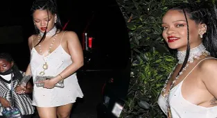Rihanna küçük arkadaşıyla gece gezmesinde