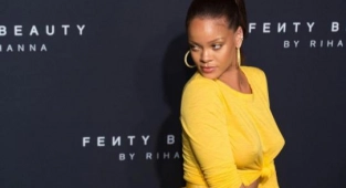 Rihanna'ya  85 Milyonluk 'hadis' Davası