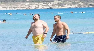 Tatile devam