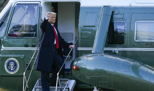 Trump Bir Helikopterini Daha Satıyor