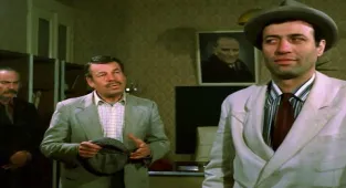 Üçkağıtçı filmi oyuncuları kim, konusu nedir? Üçkağıtçı kaç yılında, nerede çekildi?
