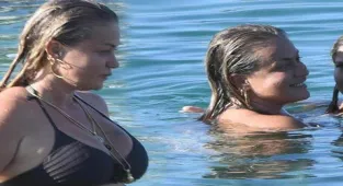 Yeliz Yeşilmen ve kızının tatil keyfi