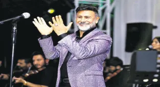 Yıldız Tilbe'ye aşı göndermesi