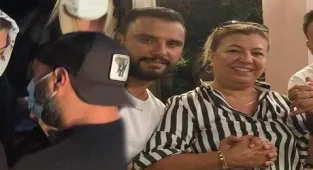 Alişan annesine seslendi: Bizim için ayakta kalın olur mu?