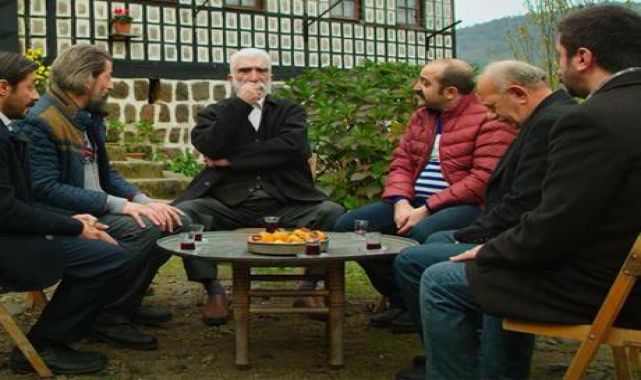 yakınlardaki hikayeler instagram