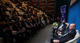 Cumhurbaşkanı Erdoğan Temaslarına Devam Etti