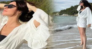 Defne Samyeli'nden tatil pozları