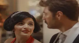Düğüm Salonu oyuncuları ve isimleri! Düğüm Salonu filmi nerede çekildi, konusu nedir?