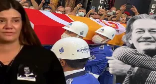 Ferhan Şensoy'u anma töreninde gözyaşları sel oldu! 'Ölümden hiç korkmadı babam'