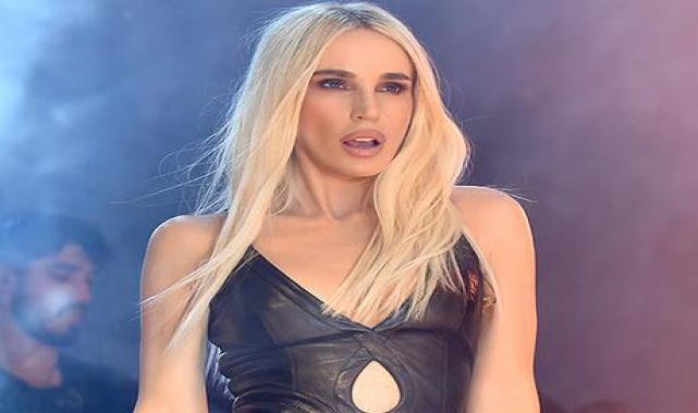 Gülşen oğlunun yanına uçtu! 23 Eylül'e kadar yok