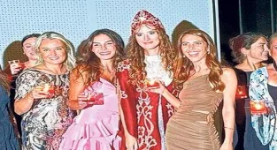 Kına gecesi