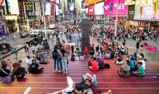 New York Canlı Günlerine Geri Dönüyor