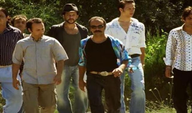 Organize İşler konusu nedir, oyuncuları kimler? Nerede çekildi?