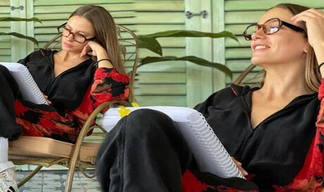Serenay Sarıkaya'dan Şahmeran paylaşımı: Geliyor gelmekte olan