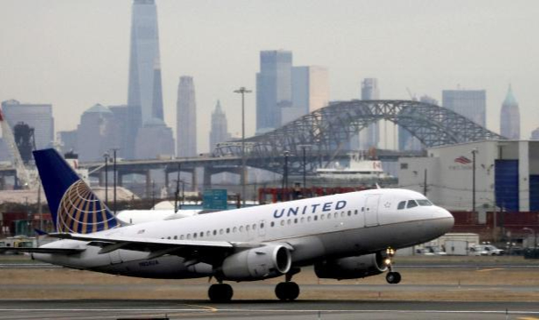 United Airlines Çalışanlarını İşten Çıkartacak