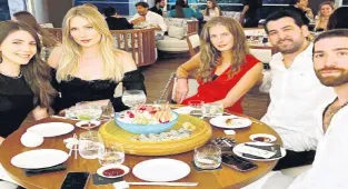 Yabancı misafirlerini ağırladı