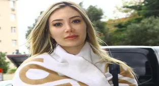 Yasmin Erbil'in neşesi yerinde
