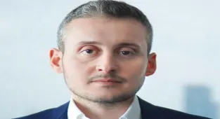 Yusuf Engin kimdir, kaç yaşında? Danla Bilic ile anılan Yusuf Engin'in hayatı...