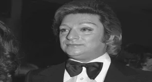 Zeki Müren kimdir? Sanat Güneşi Zeki Müren nereli, ne zaman ve neden öldü?