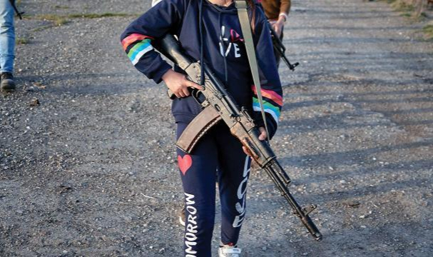 ABD’li Eski Askerden Ermeni Çocuklara Silahlı Eğitim