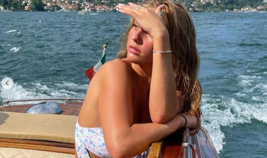 Amerikalı Model Sevgilisini Bıçakladı