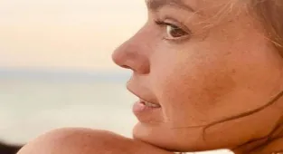 Aslı Enver tatil için Meksika'ya uçtu