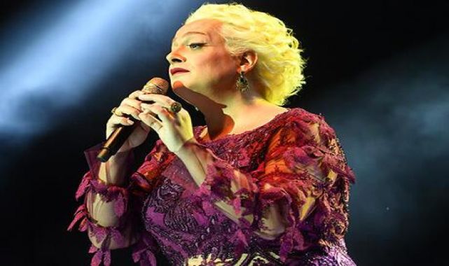 Ayta Sözeri: Öğretilmiş güzelliğe karşıyım