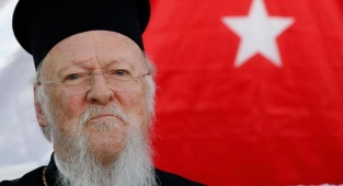 Bartholomeos ABD'de Rahatsızlandı